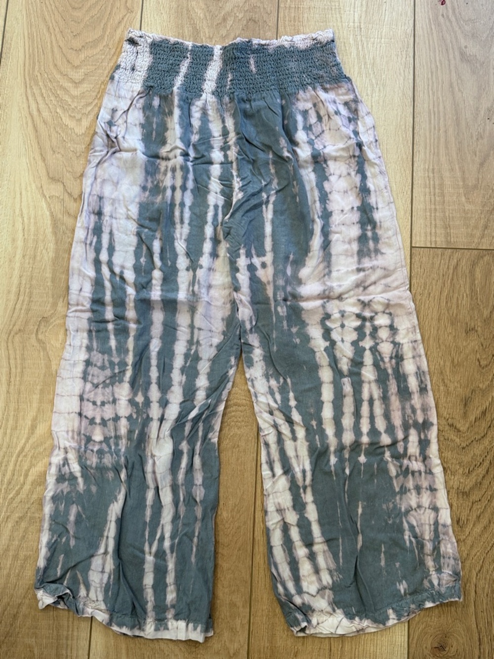Wide Leg Tie-Dye Pants in Gray and Cream - Picture 3 of 3